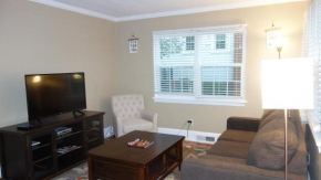 The Right Side Duplex, Charlotte